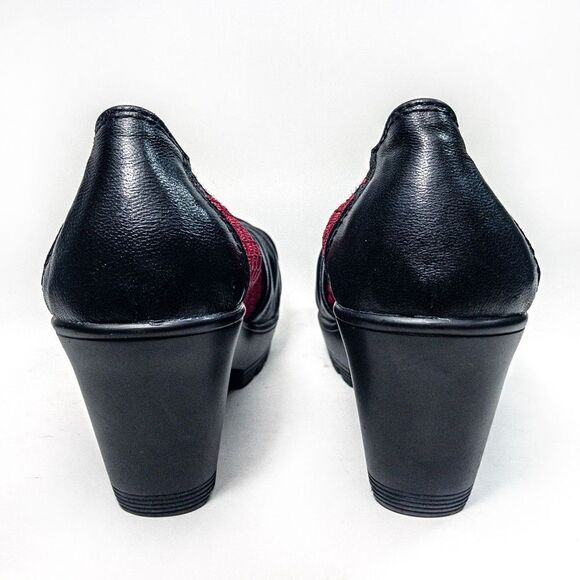 Bernie Mev Cranberry Red Lug Sole Chunky Pumps Sz 6-6.5 - Picture 4 of 7